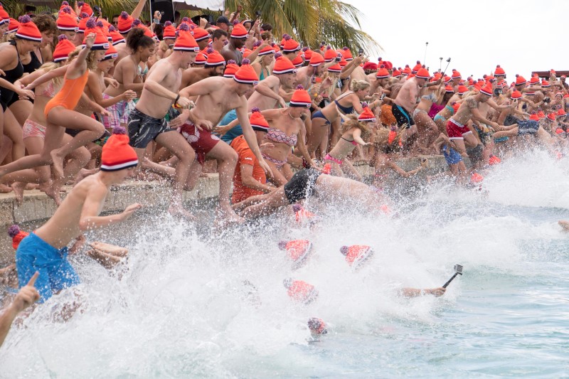 Nieuwjaarsduik.jpg